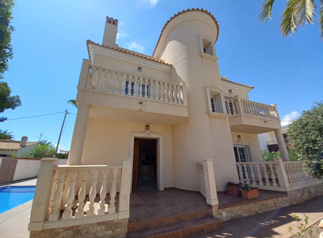 Villa - Revente - Cabo Roig - ESMA-52738