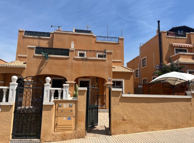 Villa - Revente - Los Altos - ESMA-92354