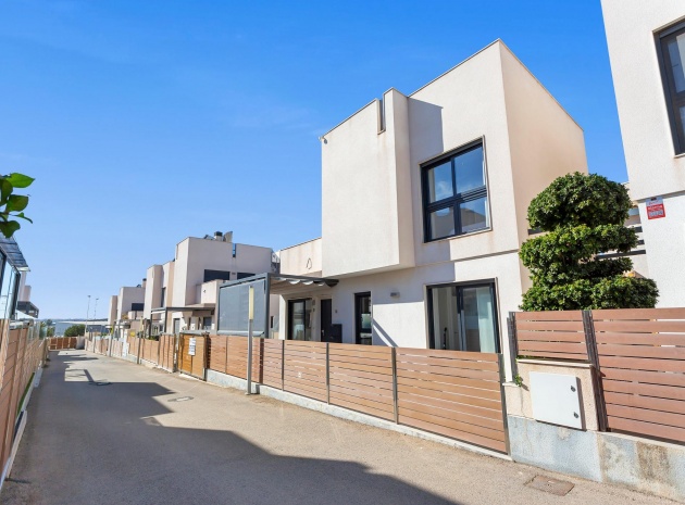 Villa - Revente - Torrevieja - ESMA-90630