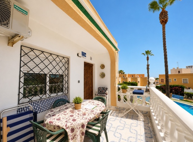 Villa - Revente - Torrevieja - La Mata