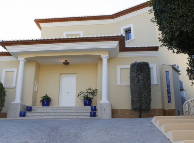 Villa - Wederverkoop - Benissa - Benissa Centro