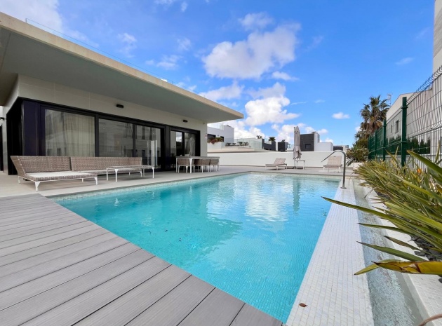 Villa - Wederverkoop - Campoamor - ESMA-89520