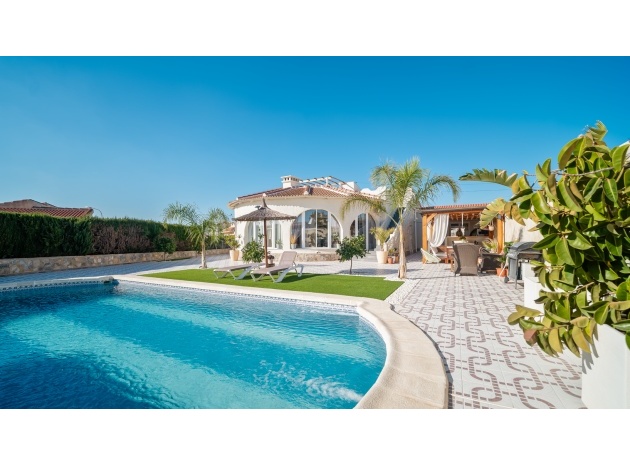 Villa - Wederverkoop - Ciudad Quesada - CSP-38061