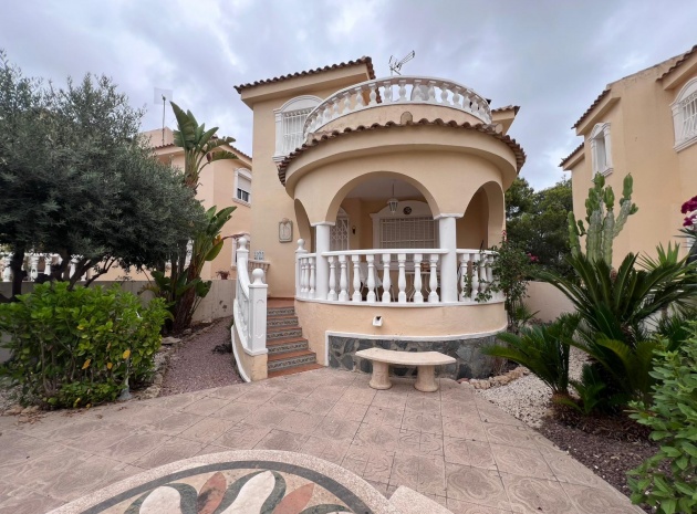 Villa - Wederverkoop - Ciudad Quesada - CSP-79736