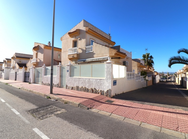 Villa - Wederverkoop - Ciudad Quesada - ESMA-60042
