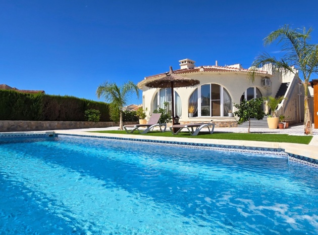 Villa - Wederverkoop - Ciudad Quesada - ESMA-75701