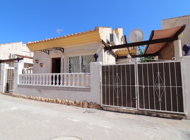 Villa - Wederverkoop - Ciudad Quesada - ESVIN-49712