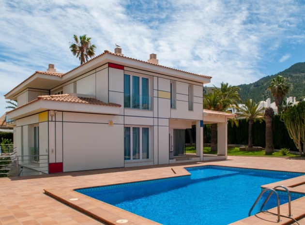 Villa - Wederverkoop - L'alfas Del Pi - Albir
