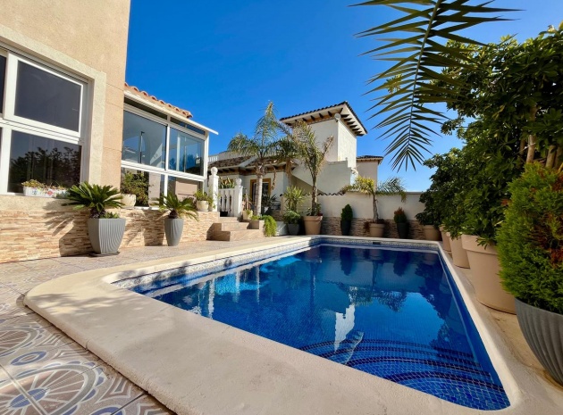 Villa - Wederverkoop - La Zenia - ESMA-81862
