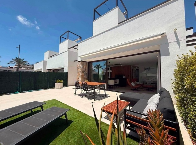 Villa - Wederverkoop - Los Alcazares - Santa Rosalia Lake and Life Resort