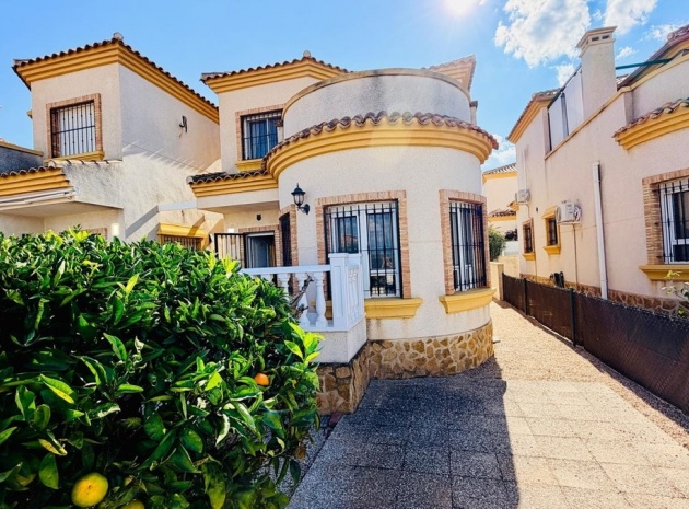 Villa - Wederverkoop - Los Montesinos - Los Montesinos Centro