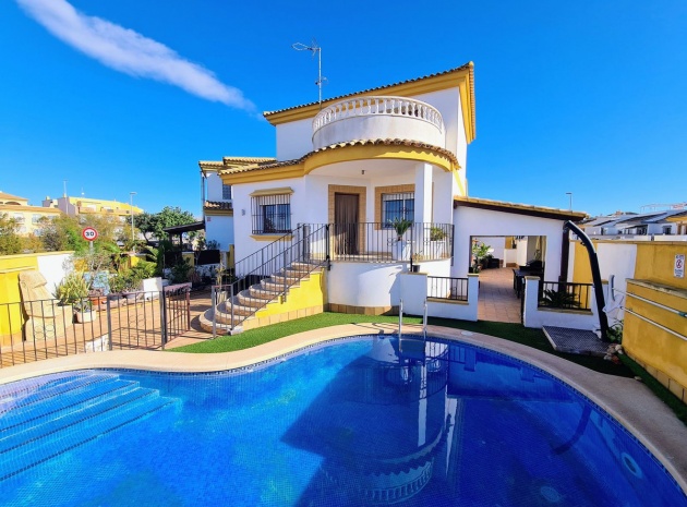 Villa - Wederverkoop - Murcia - Sucina