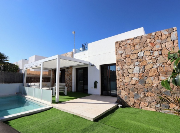 Villa - Wederverkoop - Orihuela - Cabo Roig