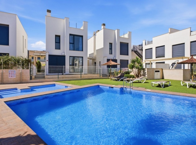 Villa - Wederverkoop - Orihuela - CSP-22257