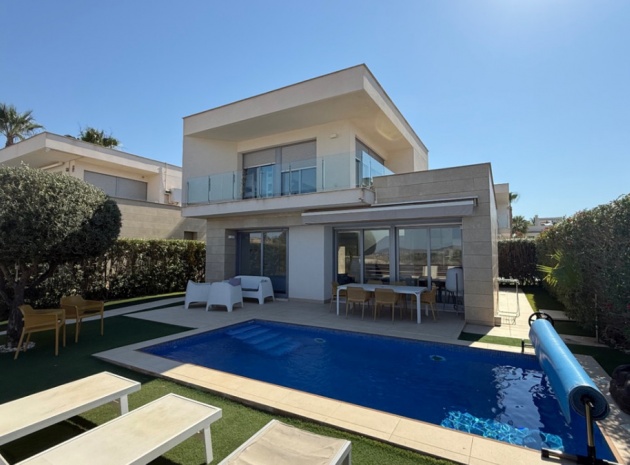 Villa - Wederverkoop - Orihuela - Orihuela Centro