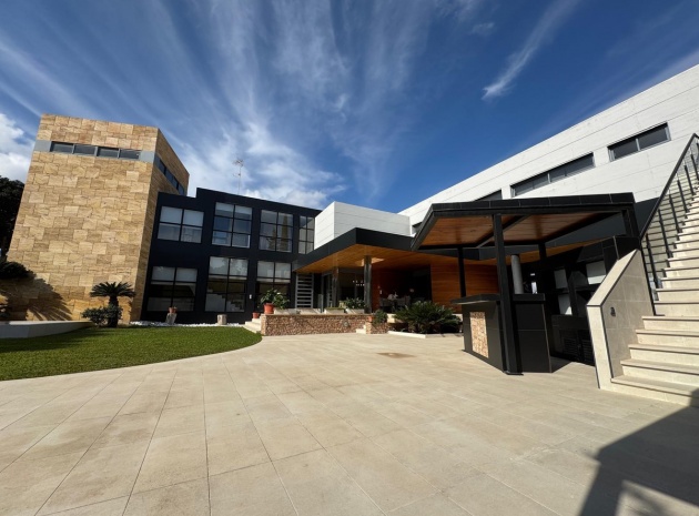 Villa - Wederverkoop - Orihuela - Orihuela Costa