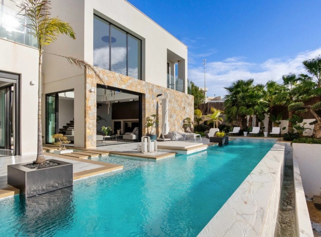 Villa - Wederverkoop - Orihuela - Villamartin