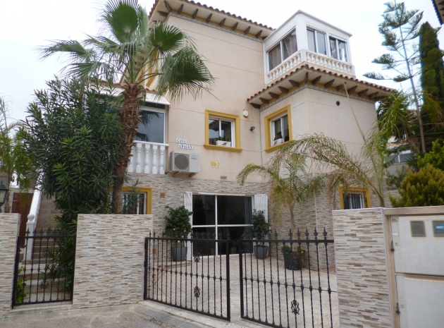 Villa - Wederverkoop - Playa Flamenca - CSP-82006