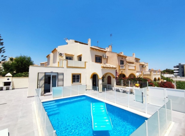 Villa - Wederverkoop - Playa Flamenca - ESMA-90045