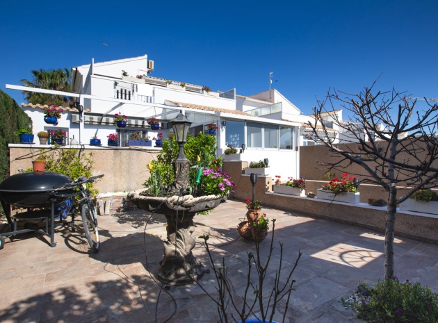 Villa - Wederverkoop - Punta Prima - ESMA-41130