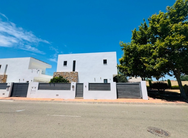 Villa - Wederverkoop - San Pedro del Pinatar - Lo Pagan