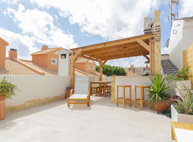 Villa - Wederverkoop - Torrevieja - La Mata