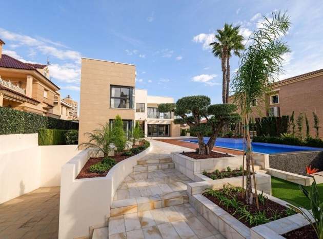 Villa - Wederverkoop - Torrevieja - La Veleta