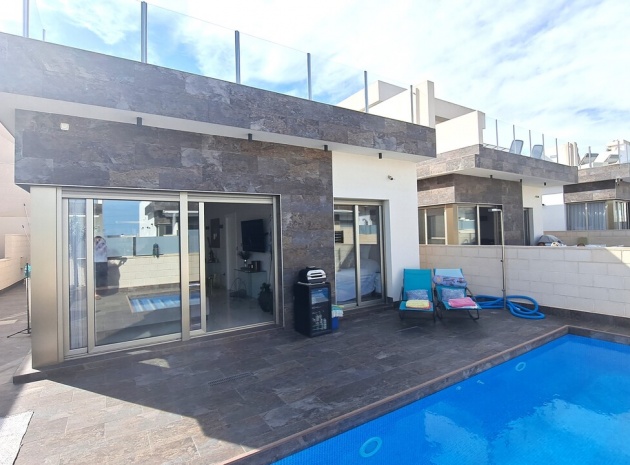 Villa - Wederverkoop - Villamartin - ESMA-41124