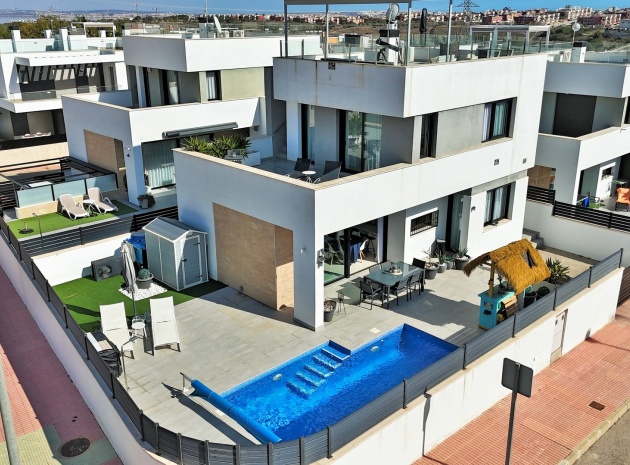 Villa - Wederverkoop - Villamartin - ESMA-73030