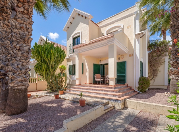 Villa - Wederverkoop - Villamartin - Los Dolses