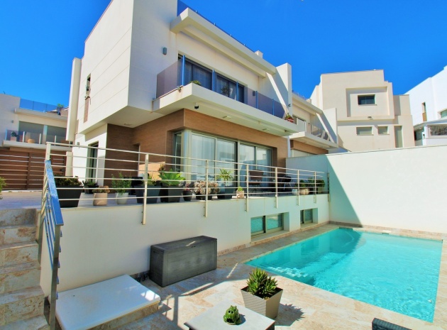 Villa - Wederverkoop - Villamartin - PAU 26