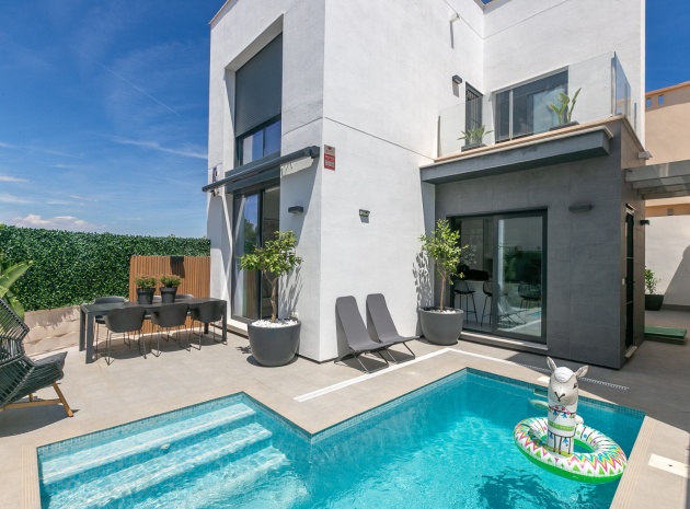 Villa - Wederverkoop - Villamartin - PAU 26