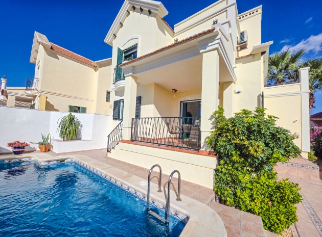 Villa - Wederverkoop - Villamartin - rioja