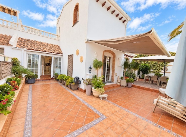 Villa - Wederverkoop - Villamartin - rioja