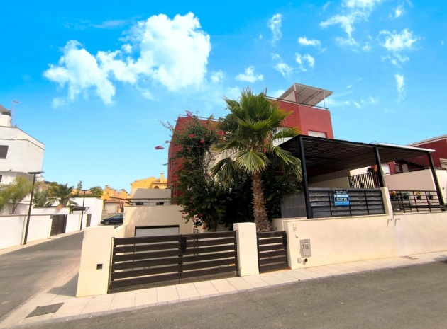 Villa - Wiederverkauf - Algorfa - La Finca Golf Resort