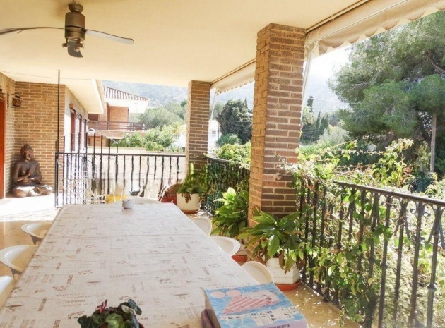 Villa - Wiederverkauf - Benidorm - Benidorm Centro