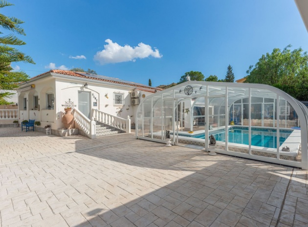 Villa - Wiederverkauf - Busot - Busot Centro