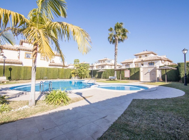 Villa - Wiederverkauf - Cabo Roig - ESMA-89430