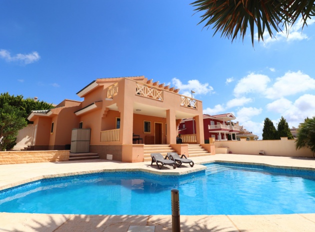 Villa - Wiederverkauf - Ciudad Quesada - ESMA-74110