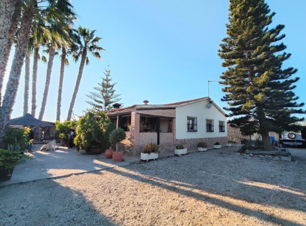 Villa - Wiederverkauf - Elche - Las Bayas