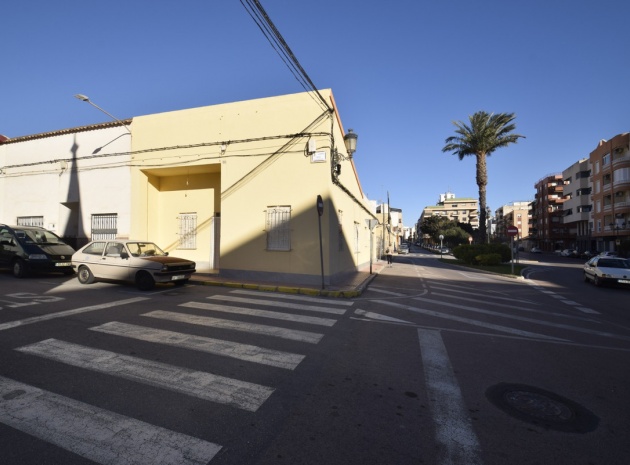 Villa - Wiederverkauf - Guardamar del Segura - Guardamar del Segura Centro