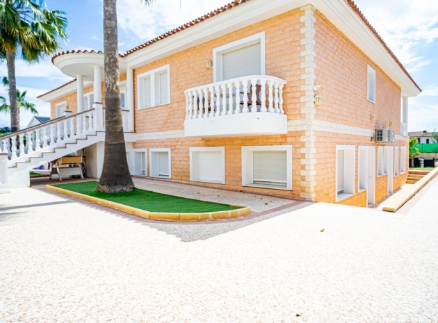 Villa - Wiederverkauf - L'alfas Del Pi - CSP-81640