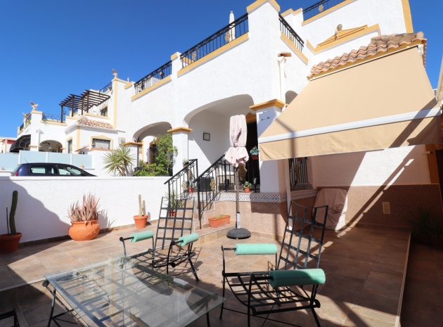 Villa - Wiederverkauf - Los Montesinos - Entre Naranjos / Vistabella Golf