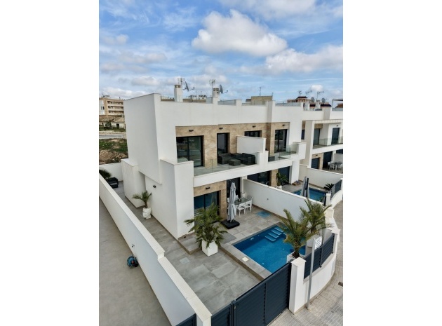 Villa - Wiederverkauf - Los Montesinos - Los Montesinos Centro