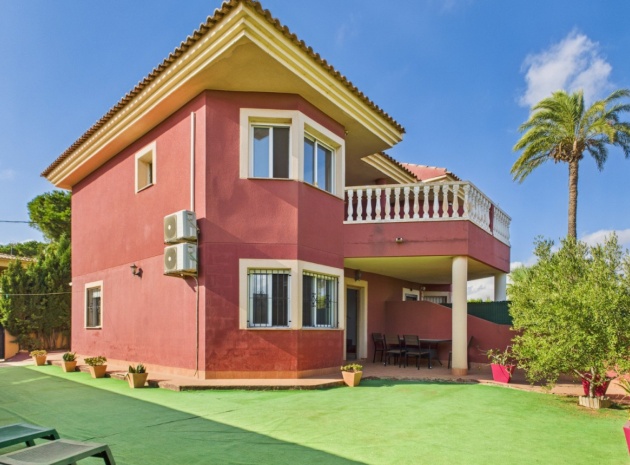 Villa - Wiederverkauf - Los Urrutias - Los Urrutias