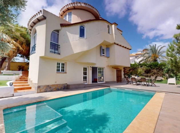 Villa - Wiederverkauf - Orihuela - La Zenia