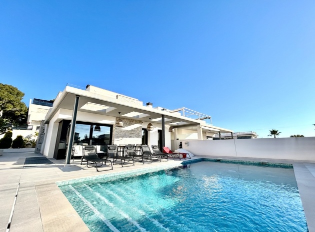 Villa - Wiederverkauf - Orihuela - Los Balcones