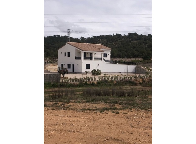 Villa - Wiederverkauf - Pinoso - Pinoso Centro