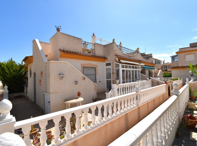 Villa - Wiederverkauf - Playa Flamenca - ESMA-89735