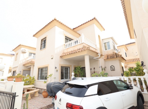 Villa - Wiederverkauf - Playa Flamenca - La Pinada